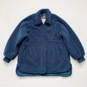 HOUSE OF FLUFF 100% Recycled‎ Shearling Shacket - French Blue